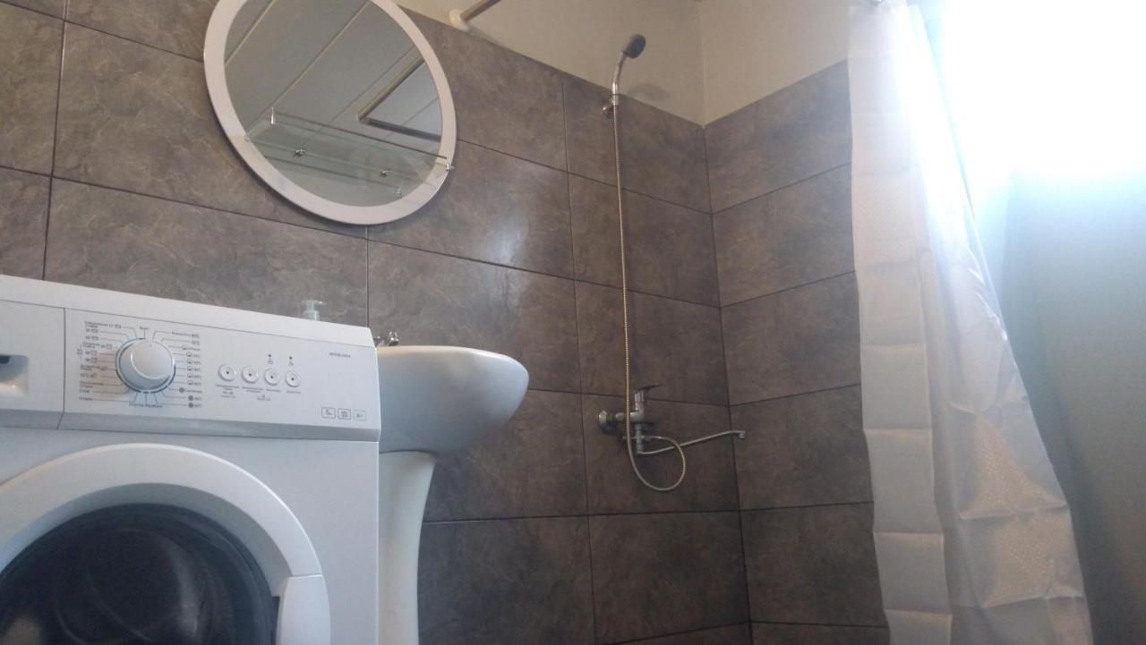 Vera Apartment Tbilisi Bagian luar foto